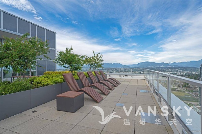 260822214138_Roof top 02.jpg